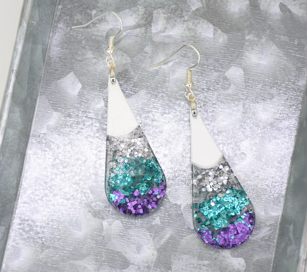 Liquid Sculpey® + Glitter My World Ombré Sparkle Teardrops
