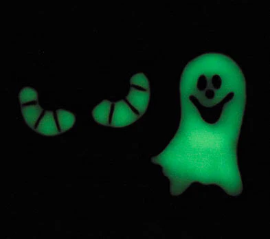Liquid Sculpey® Spooky Window Clings - Image 2
