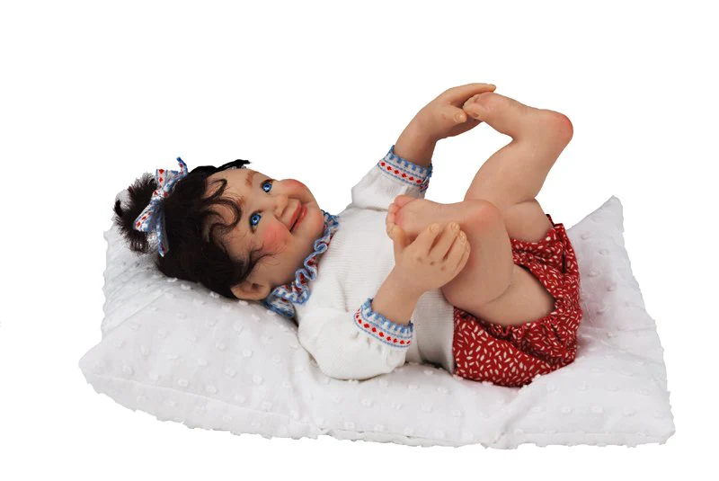 Sculpey Designer Inspiration -  Sculptor Maria Saracino