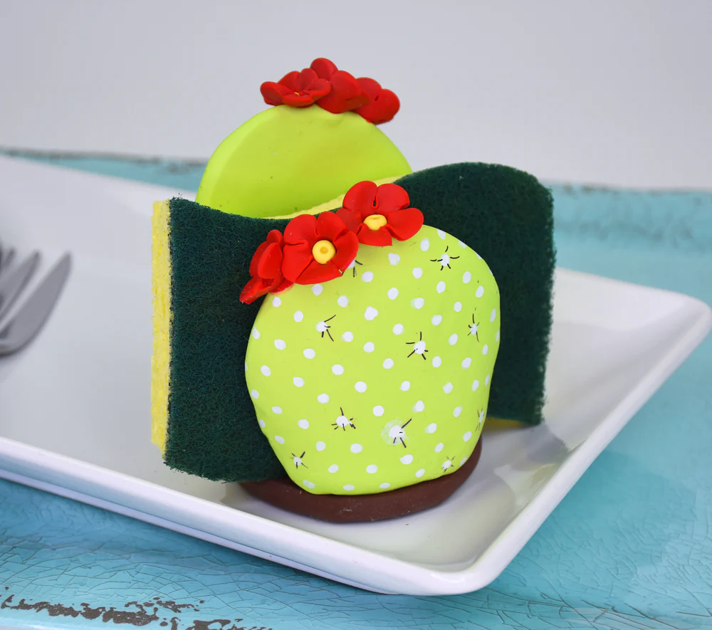 Sculpey III® Cactus Sponge Holder