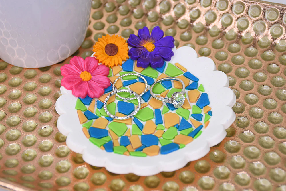 Sculpey Premo™ & Sculpey Soufflé™ Mad Micas Collaboration Ring Dish