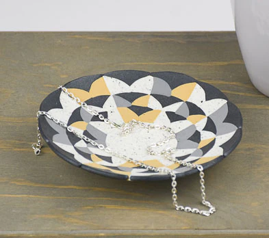 Sculpey Premo™ White Granite Mosaic Dish