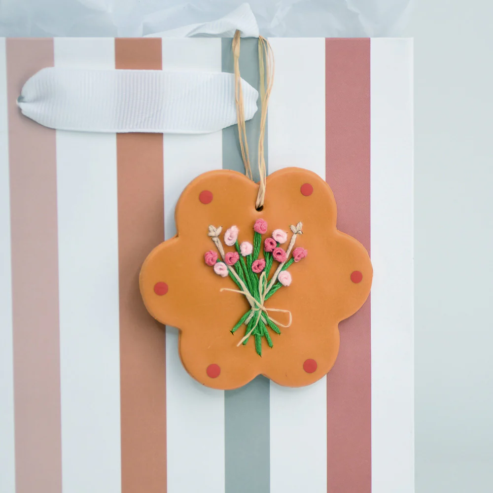 Sculpey Soufflé™ Embroidered Gift Tag