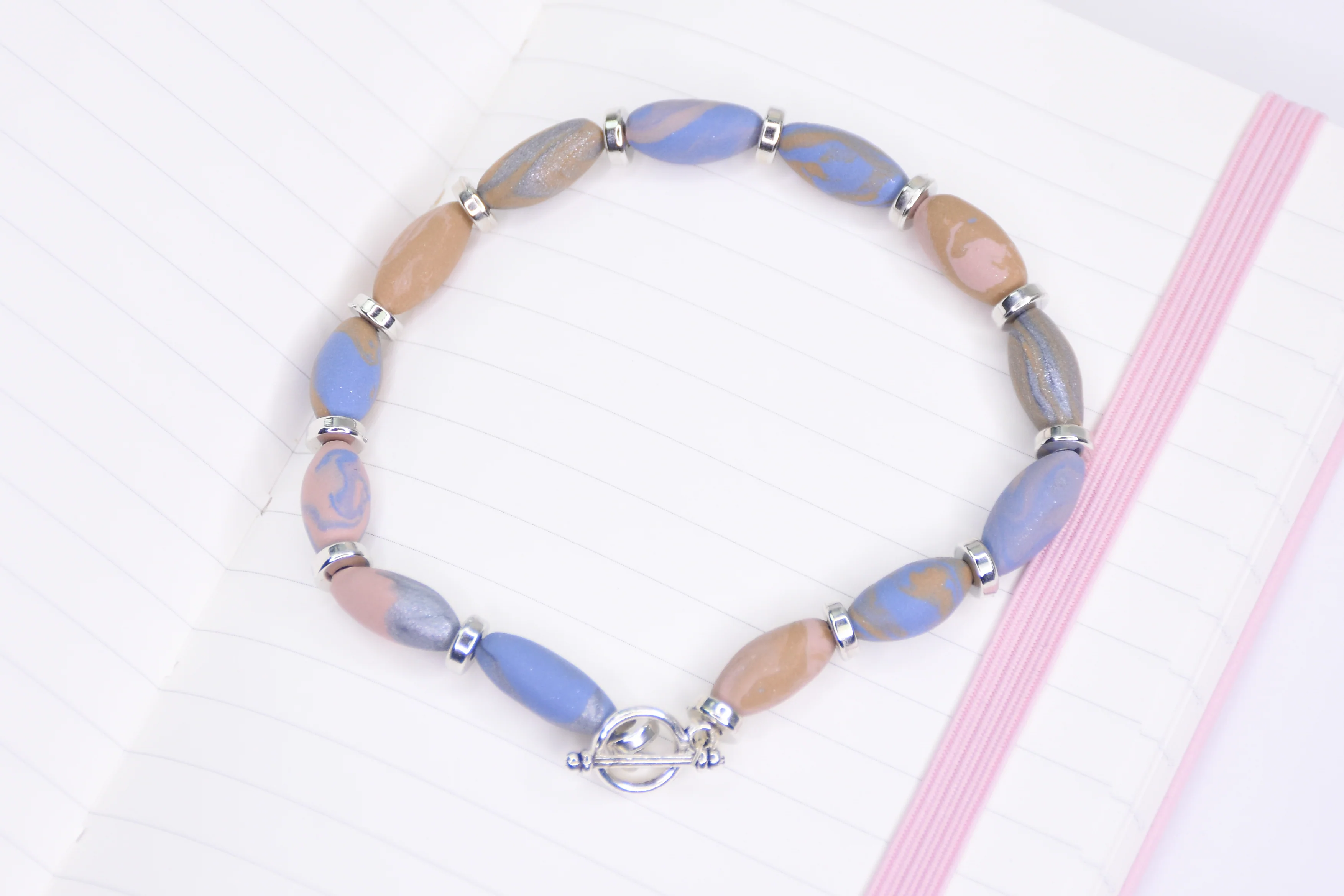 Sculpey Soufflé™ Marbled Bead Bracelet