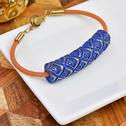 Sculpey Soufflé™ Midnight Blue Textured Bead Bracelet
