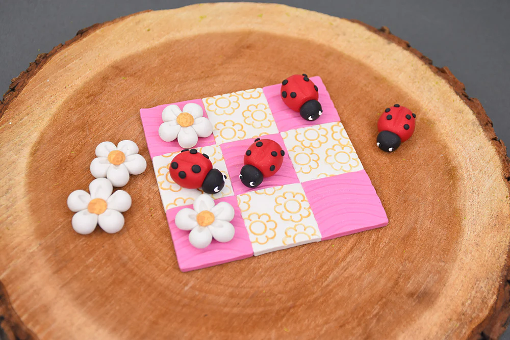 Sculpey Spring Tic Tac Toe Board Game - Image 2